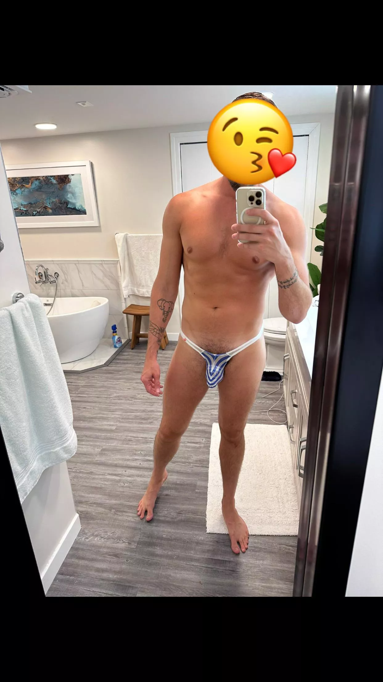 Who else likes a see through pouch?