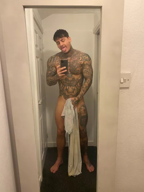 Who loves the tattoos? (41)