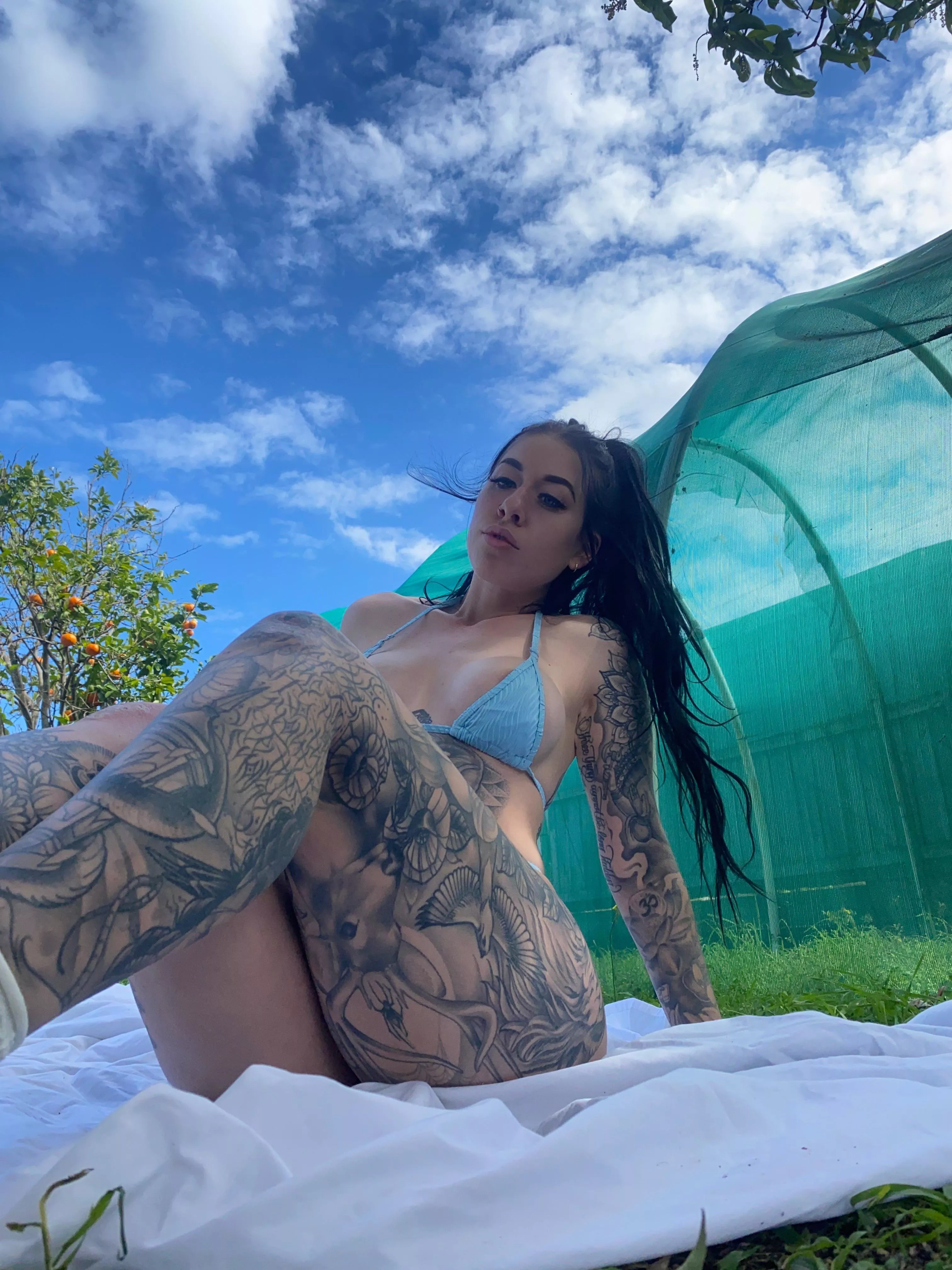 Aussie Milf (@_ladylucifer.sgh) [Instagram]