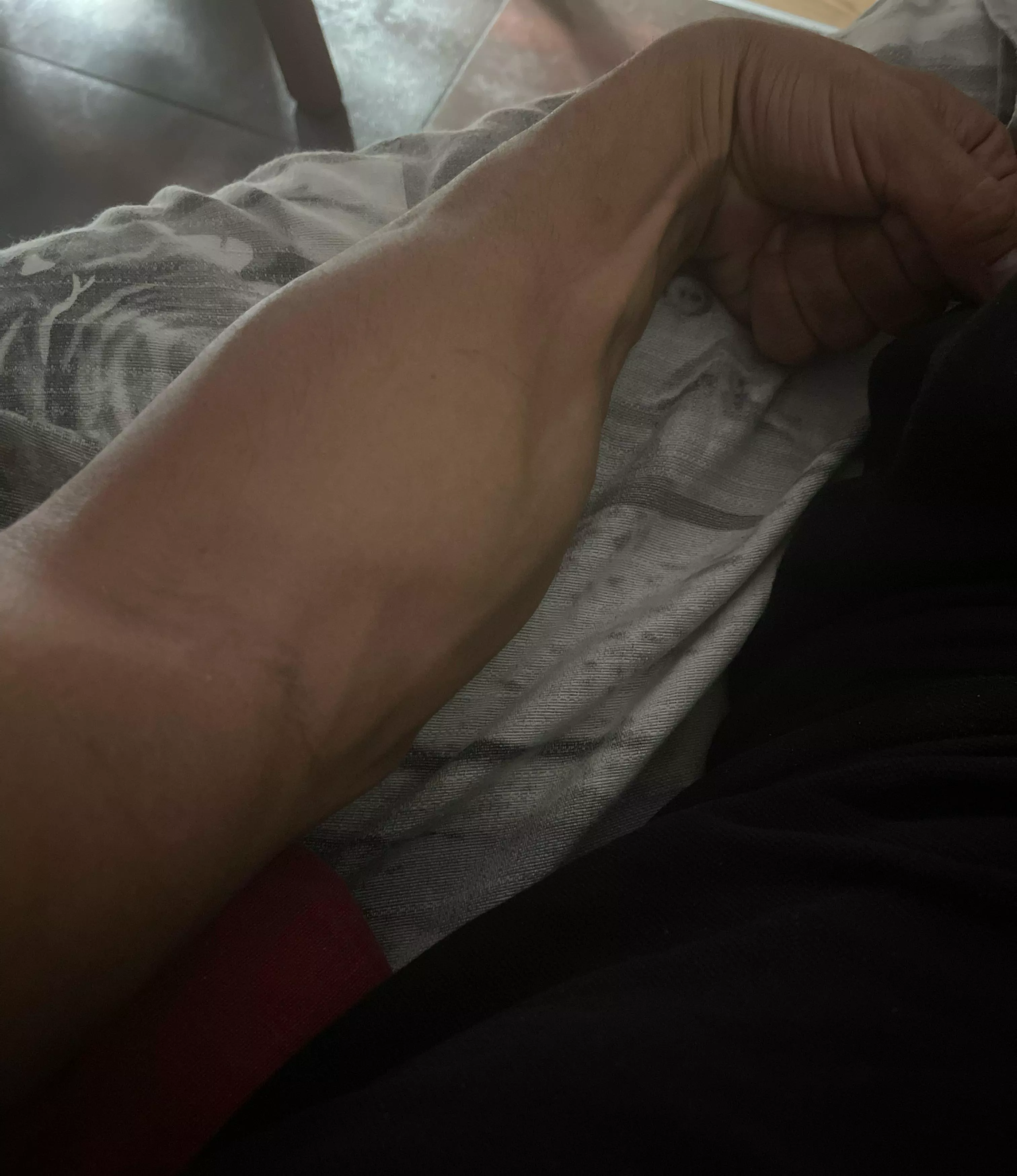 BIG FOREARM = BIG 😈