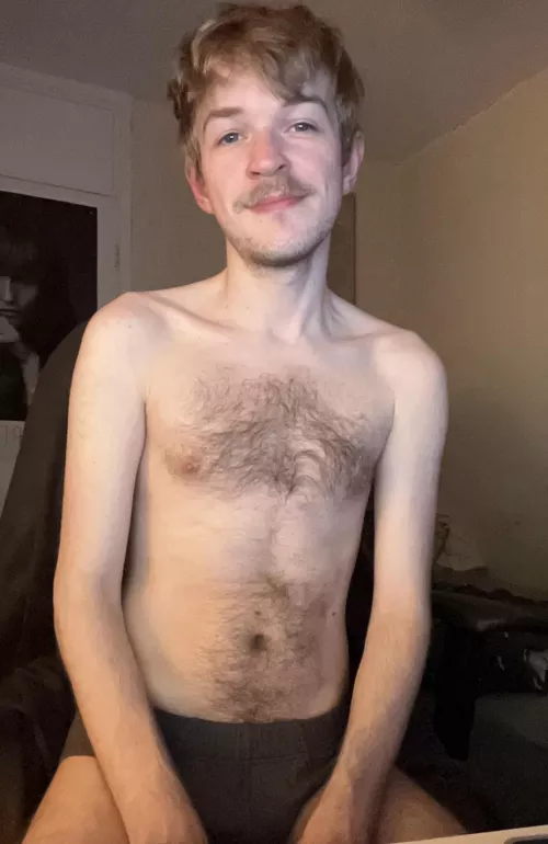 blond otter reporting for duty 🫡