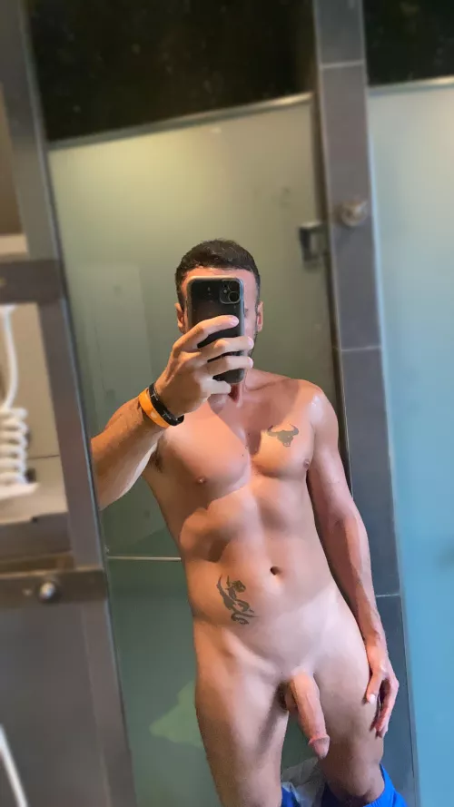 Do u need protein in locker room😈