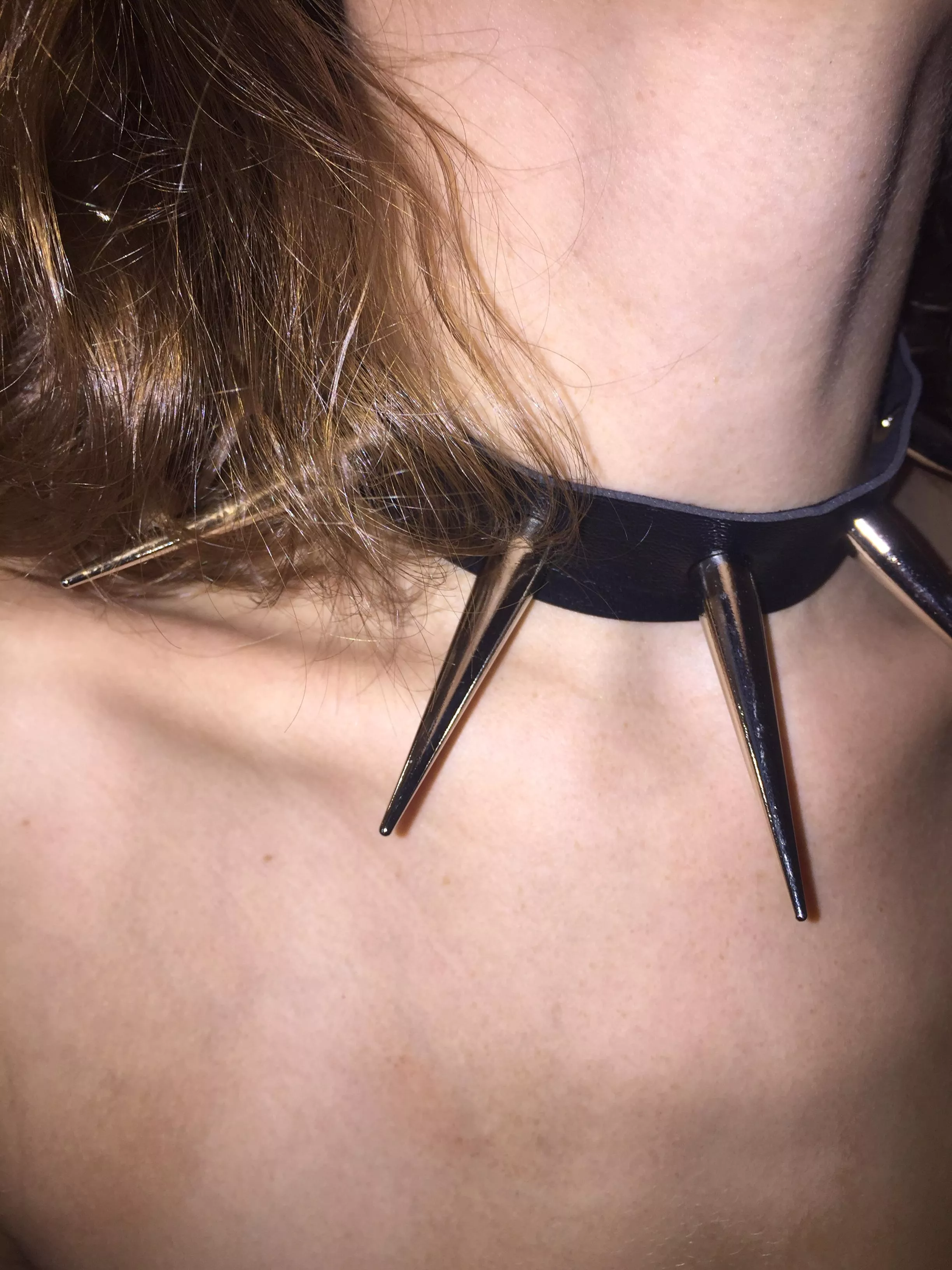 Feeling slutty and ready to serve, what do we think about my new collar?