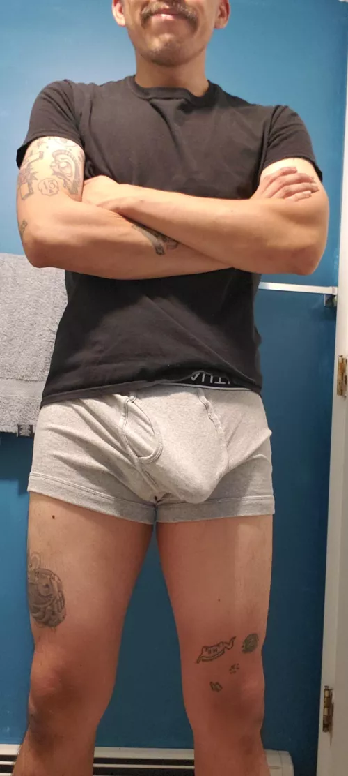 How bad do you want to see whats under my boxers?