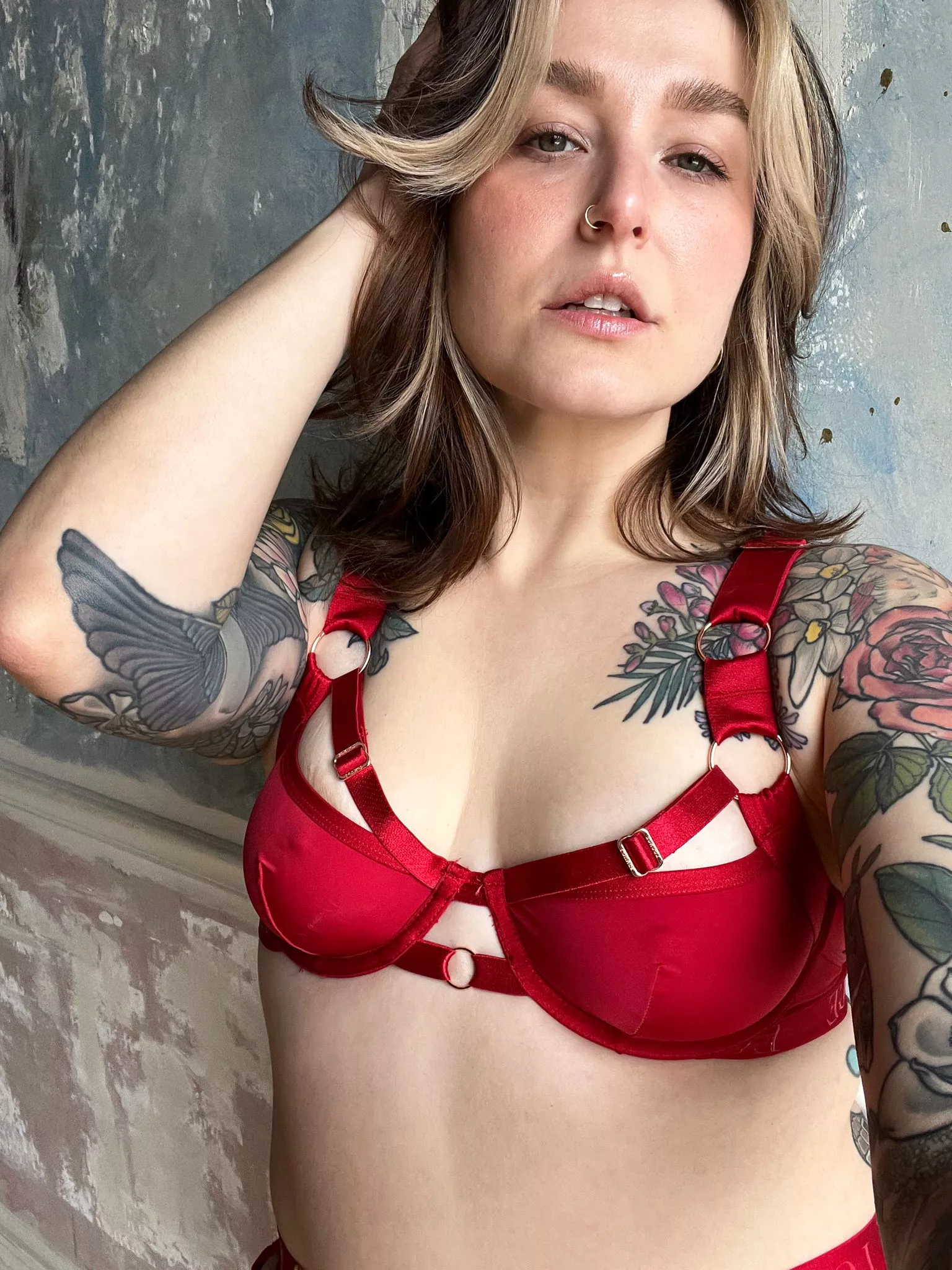 I hope this 34 year old can still make your dick twitch