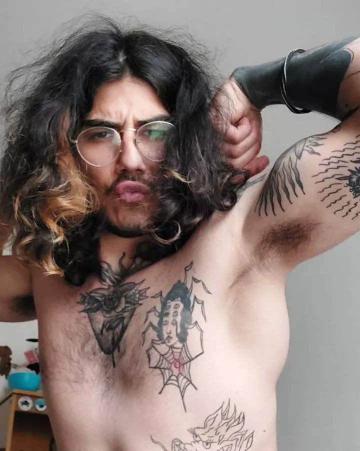 I hope you enjoy my armpits :)