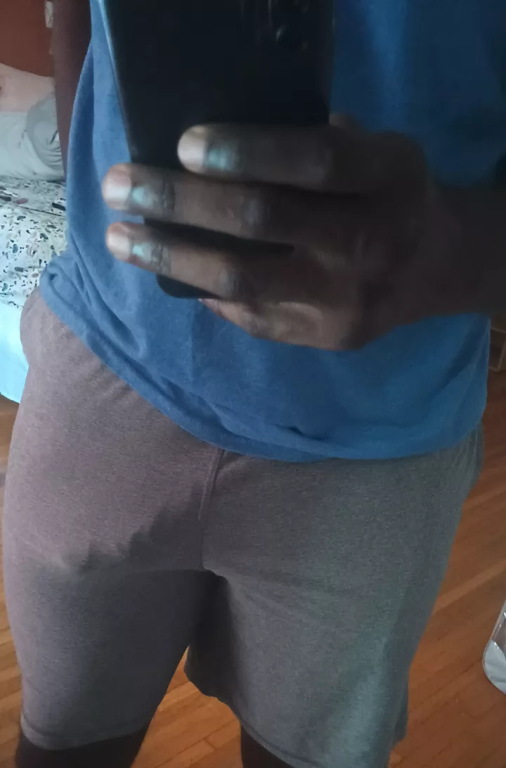 I told her to make me precum through my shorts using her face only.