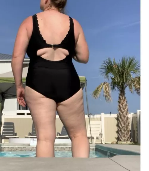 Pools days are my favorite days!