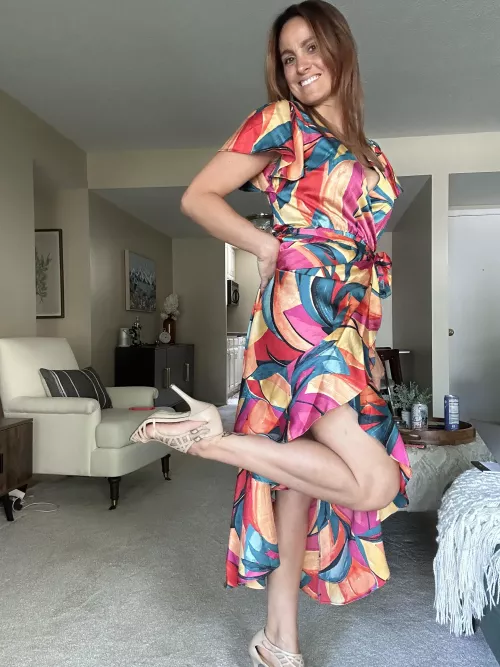 Pretty outfit for Monday! [F]