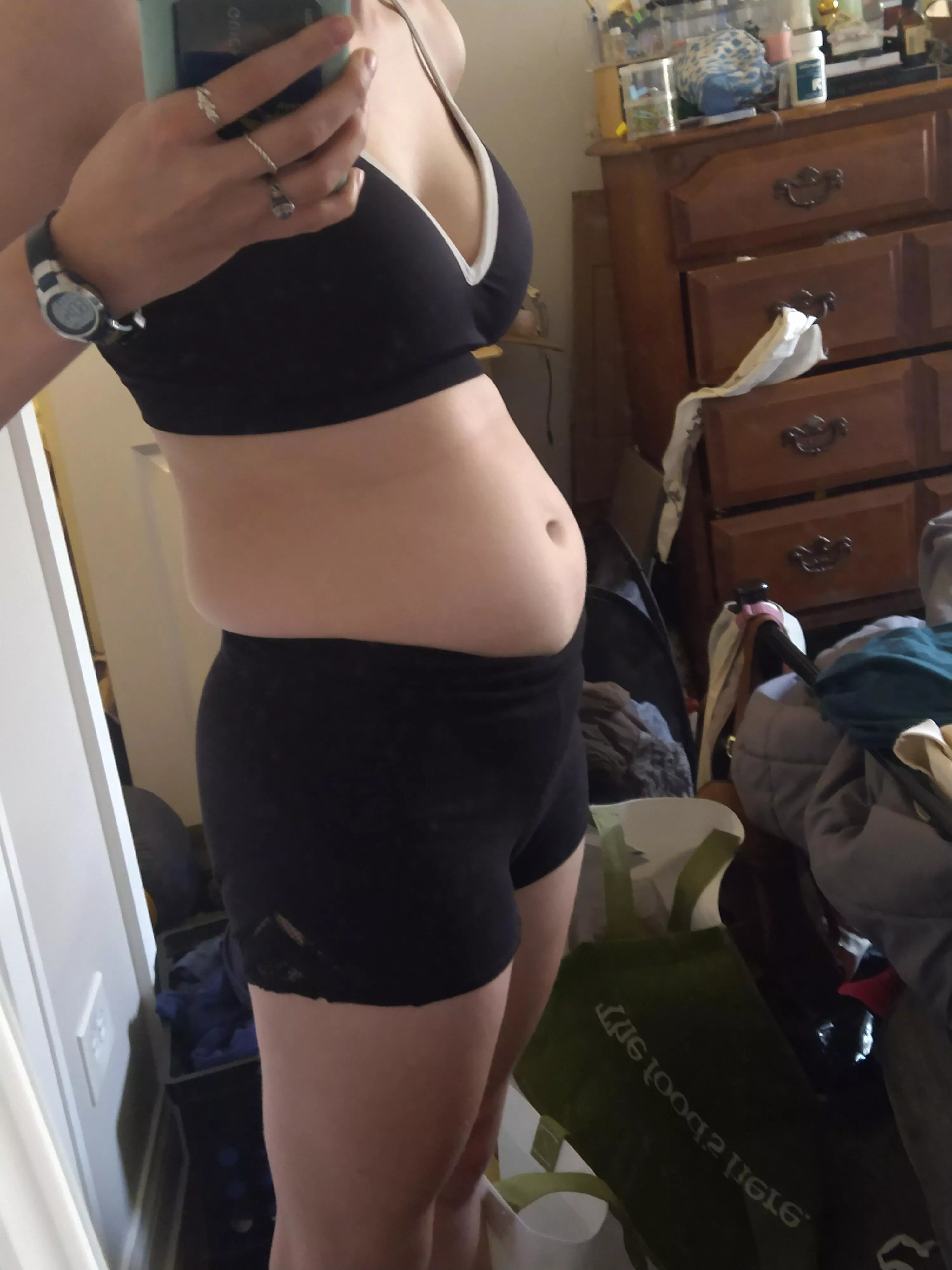 Should I go to the gym like this? I think my shorts shrunk in the wash and I'm worried they'll rip 😳😳