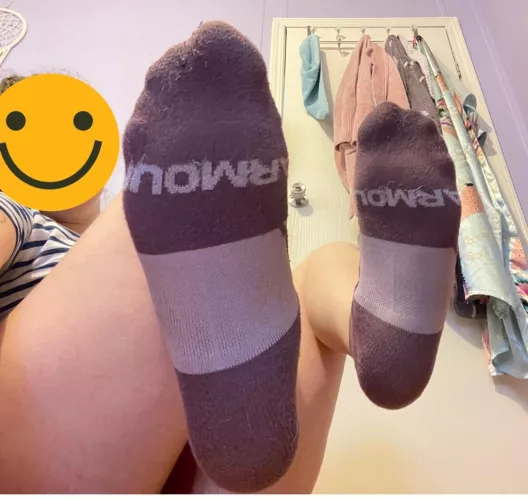 Sniff this goddess cheerleaders socks 😉