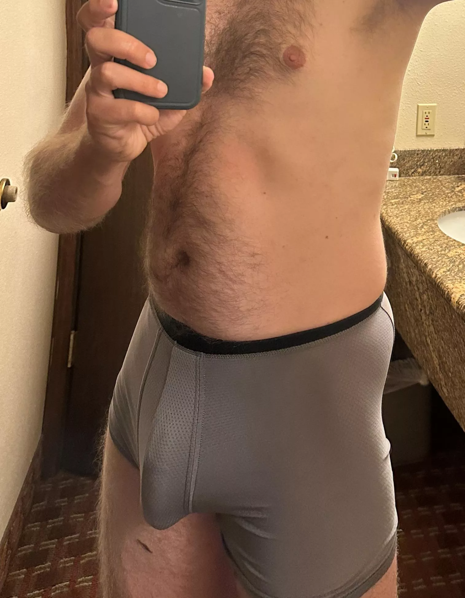 Stretching out the pouch