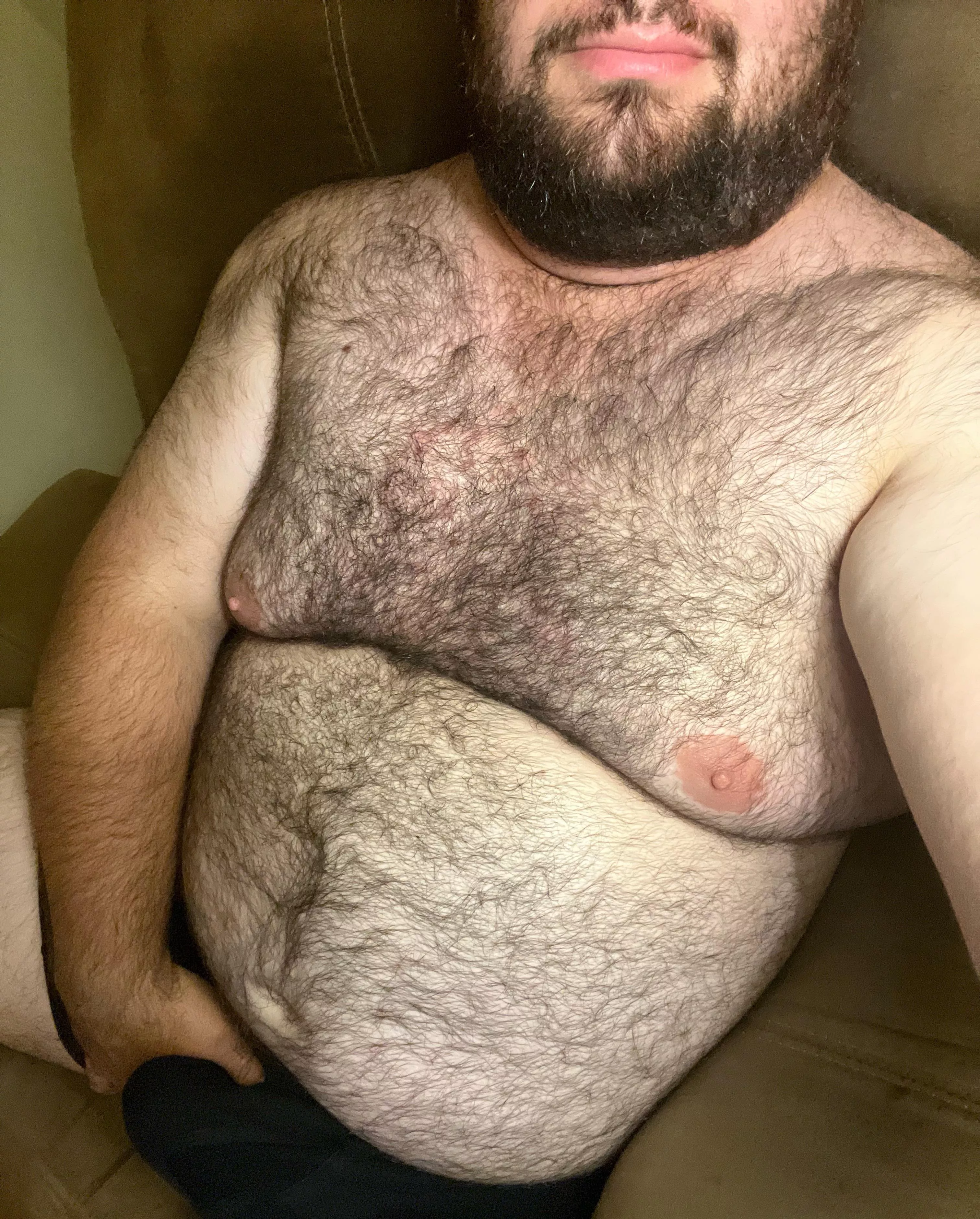 31 M A country boy is all I’ll ever be. If you like what you see, no matter the age or body type or skin tone, feel free to drop a dm. M4F