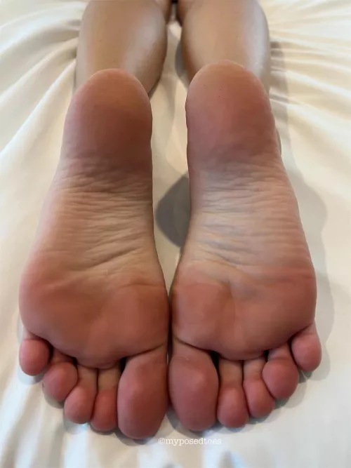 Be honest, would you shoot your shot? 😉💦