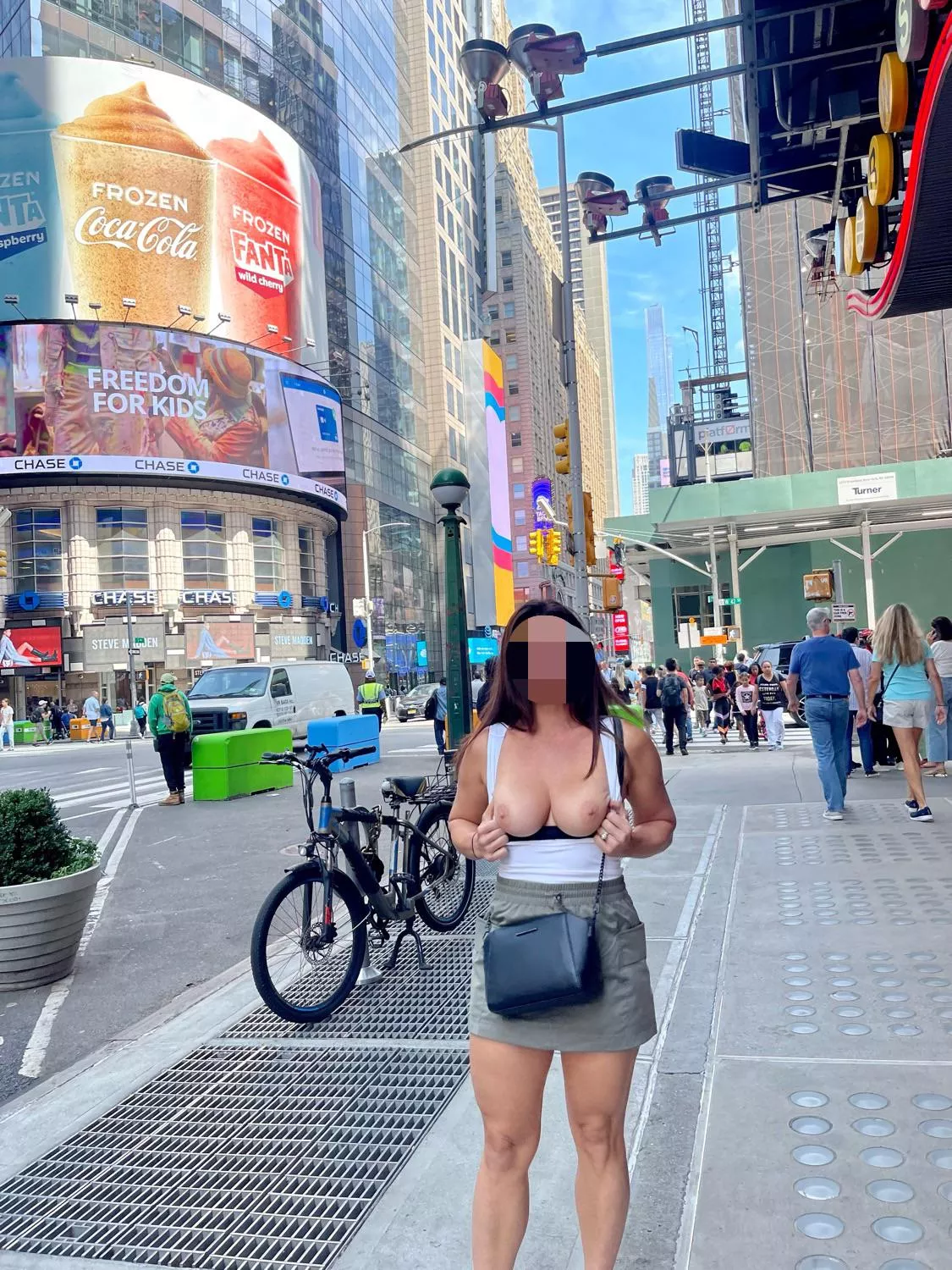 Bucket list flash Timesquare! [f]