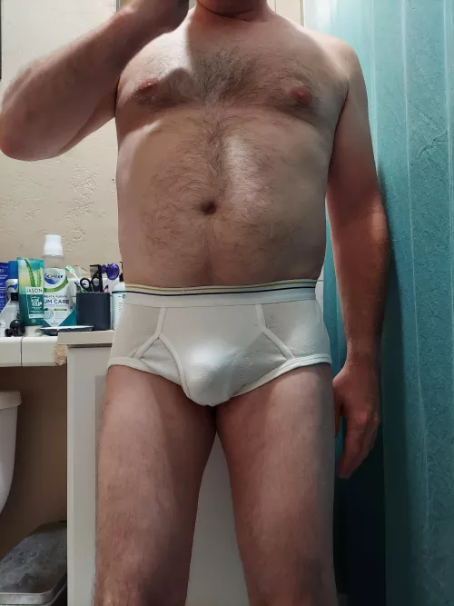 Bushing my teeth in Staffords getting ready for work