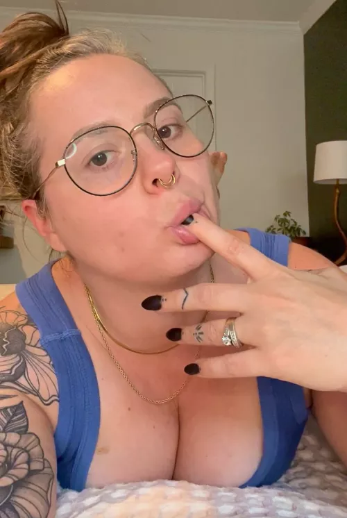 Could you bring me some honey, neighbor?