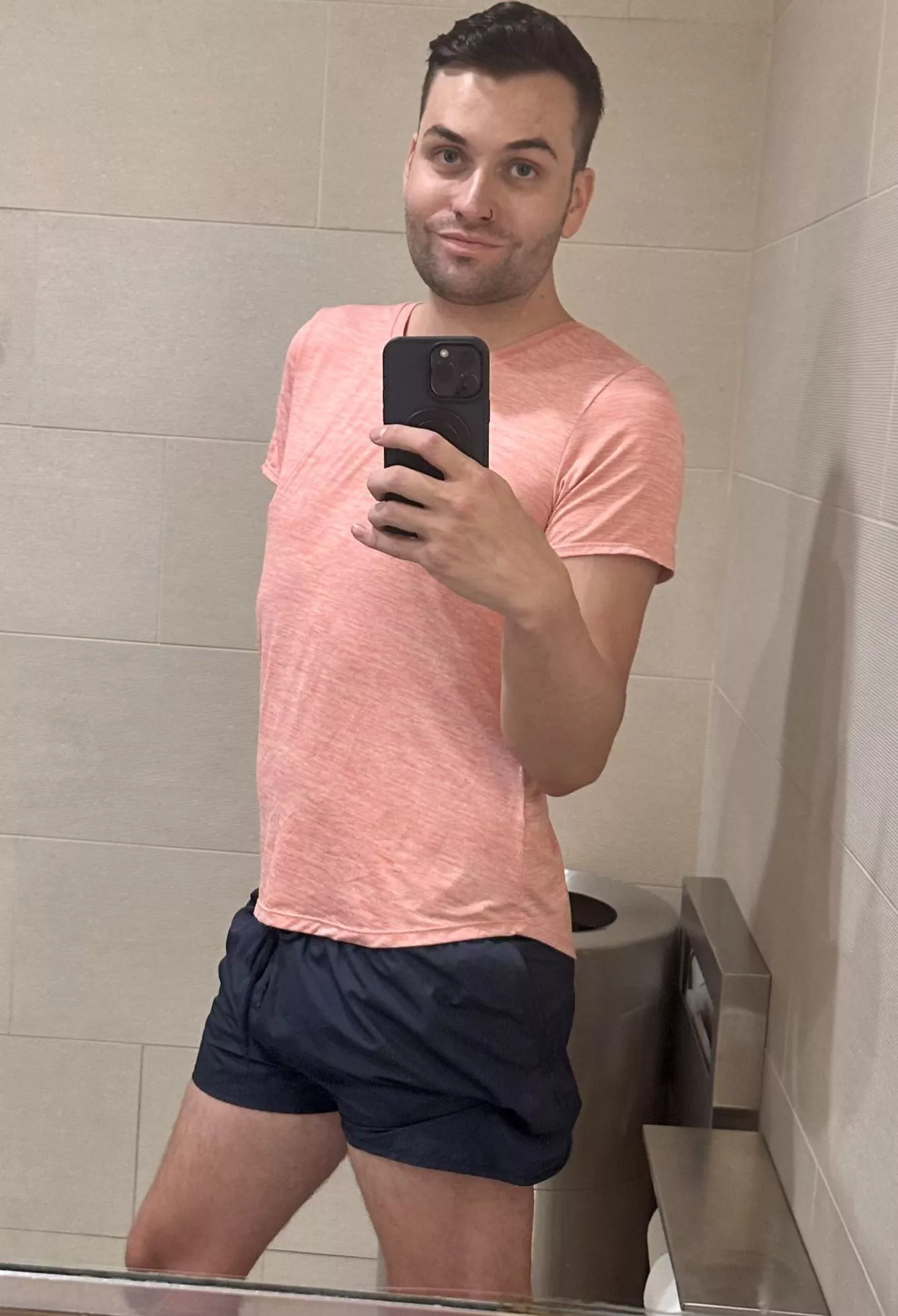 Dang I’m too skinny 🥴 but I felt cute