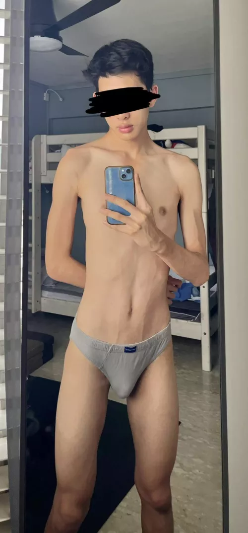 does anyone wanna rip a twink’s undies off?