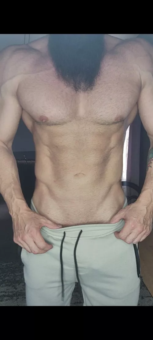 Hey say yes and I'll send you my nudes!