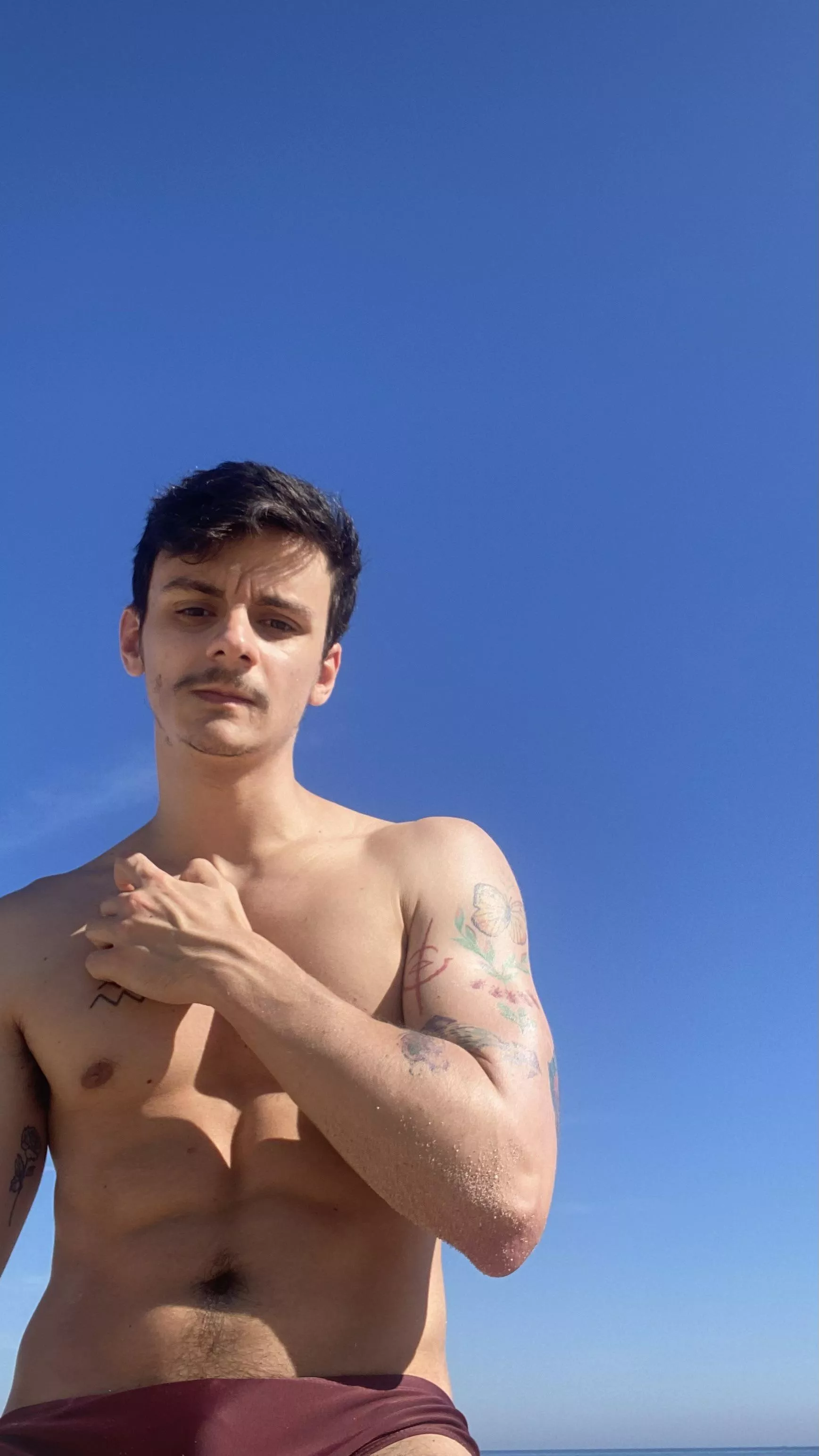 Hope everyone’s having a nice week ;) Hope everyone’s having a nice week ;)