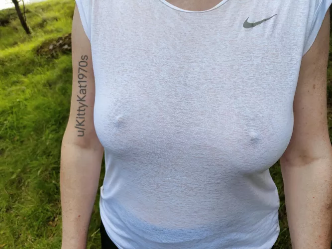 I (51F)ound running without a bra very difficult as my breasts are 32GG!