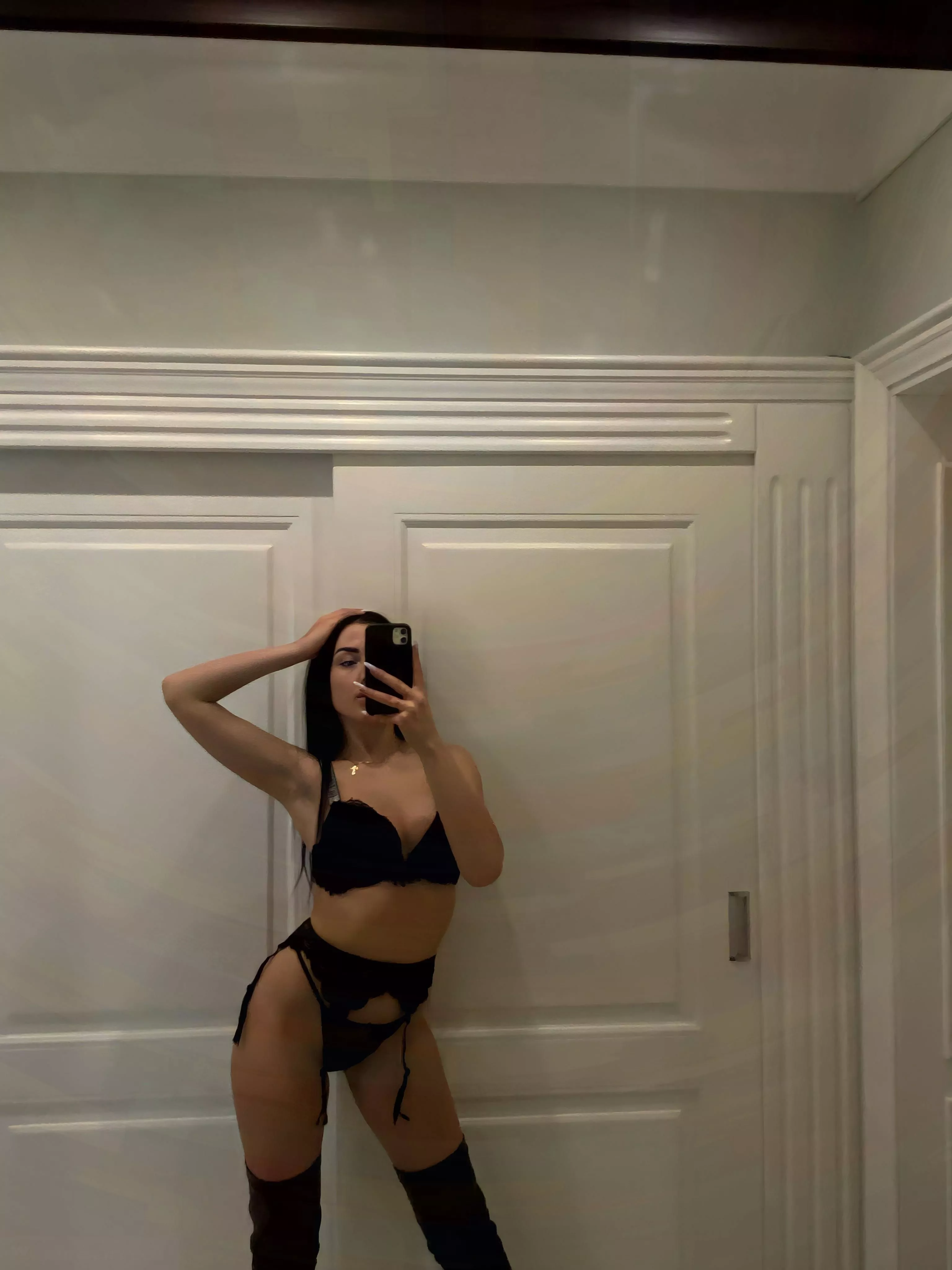 Im only 18 yo but anal is my fav