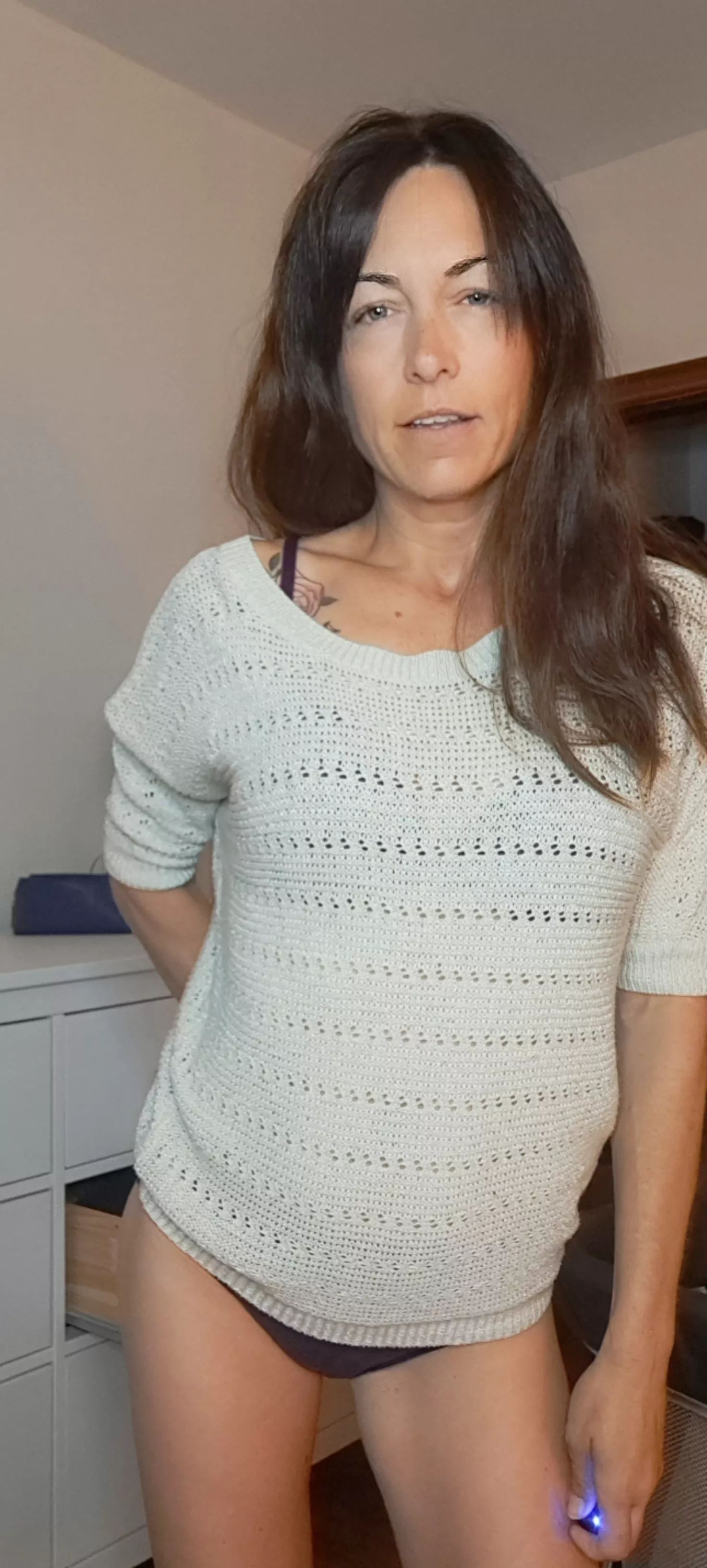 Just a horny mom, waiting on something new to interest me :)