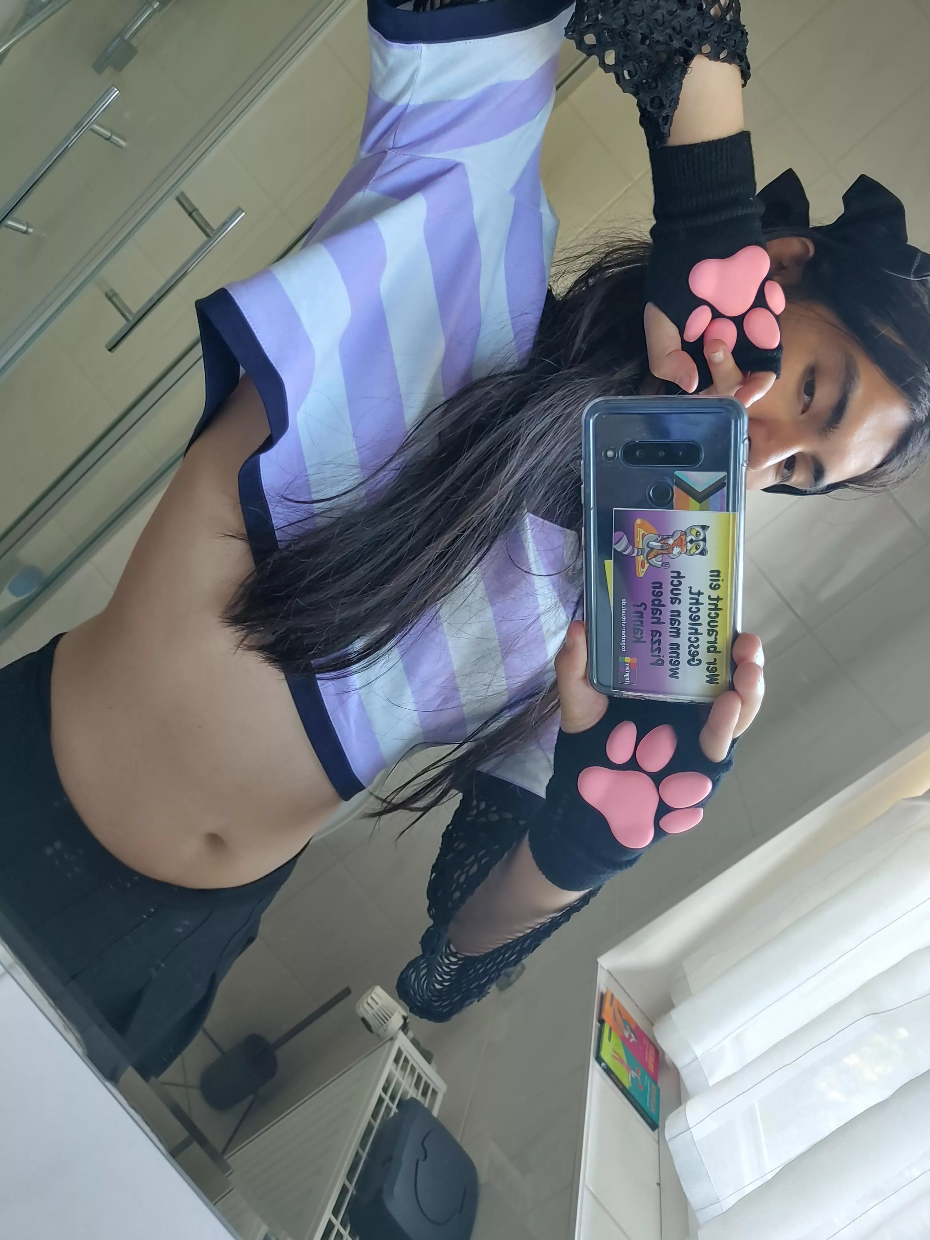 Just throwing outfits against the wall on somehow never miss, according to friends lol