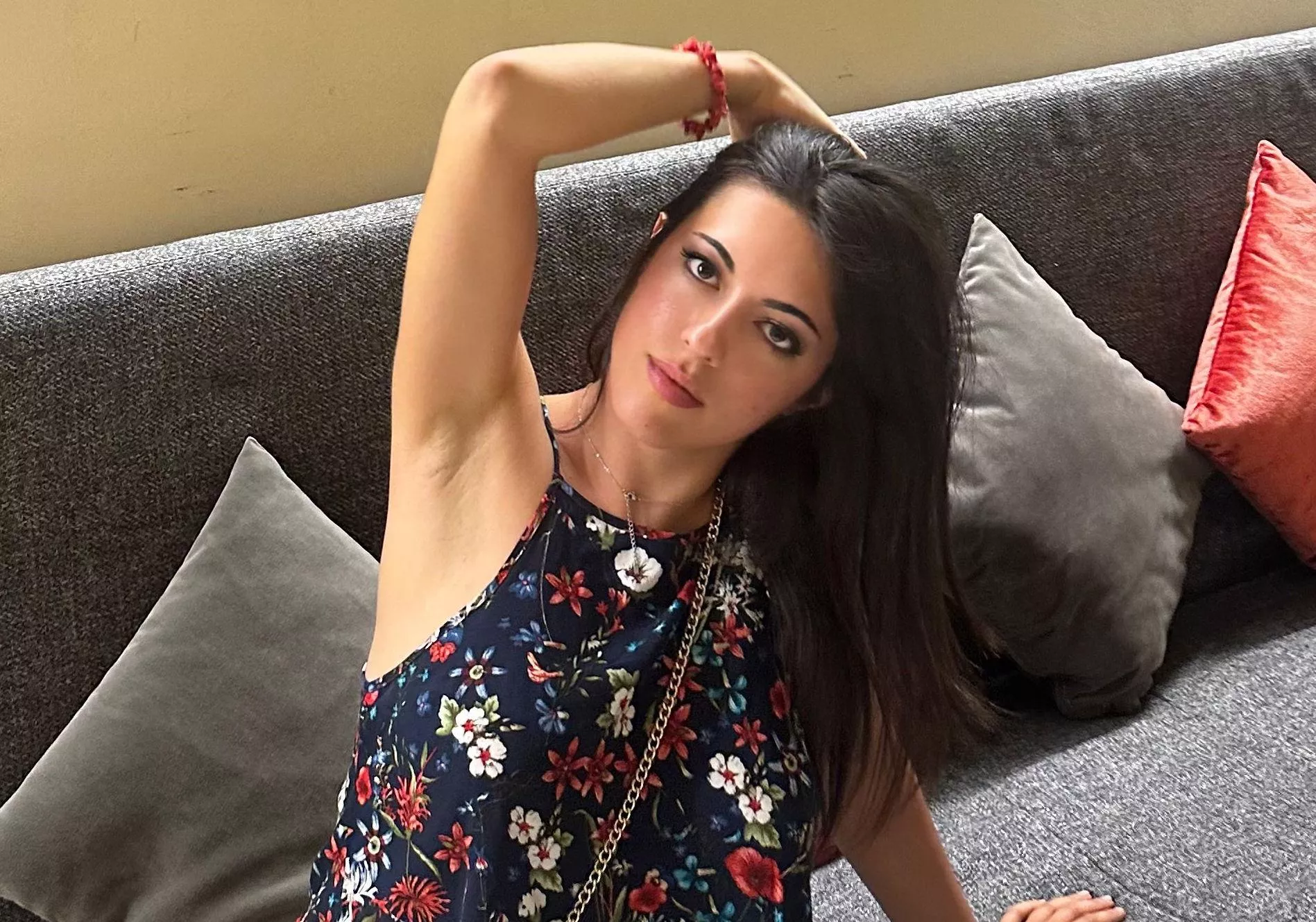 Let ecstasy guide you to my armpit.