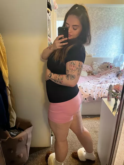 loving short leggings and white socks at the moment