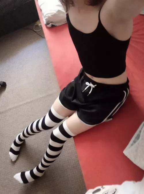 My first actually fem outfit, my friend helped me pick it :D