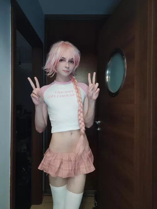 Rate my Astolfo cosplay 1-10 :3