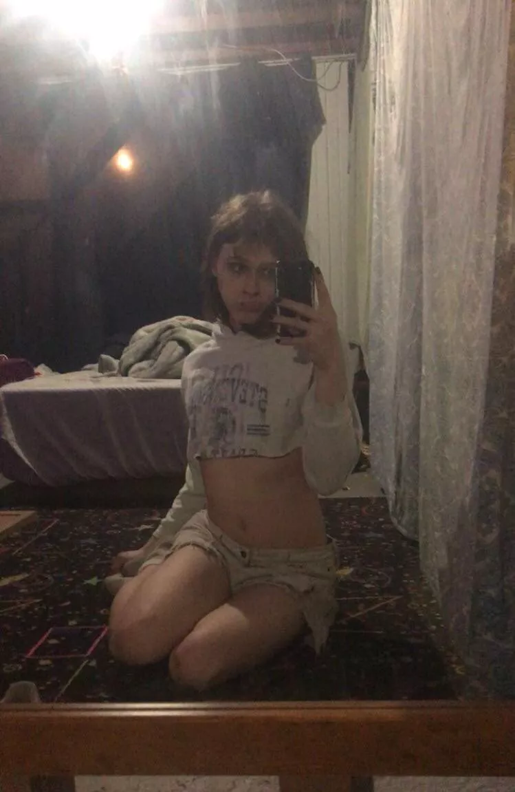 white fit works right ?