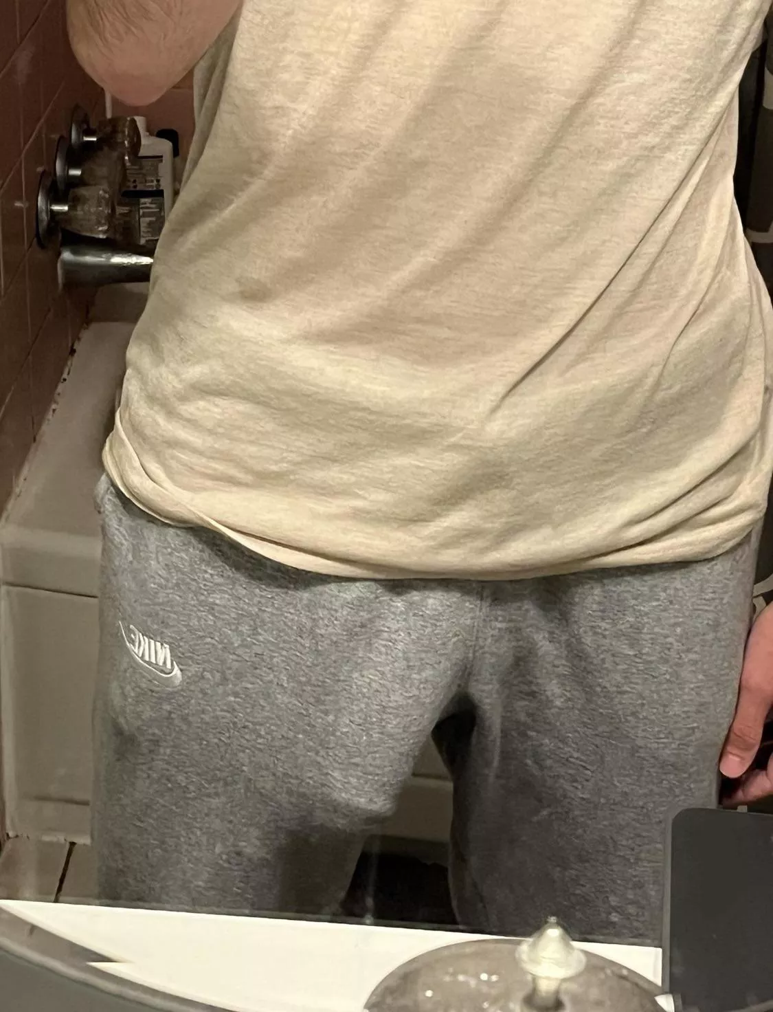 Who wants to see what’s hiding behind the sweatpants??? (dm to find out)