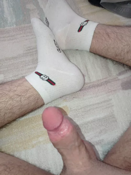 [18] Any dick lovers here?