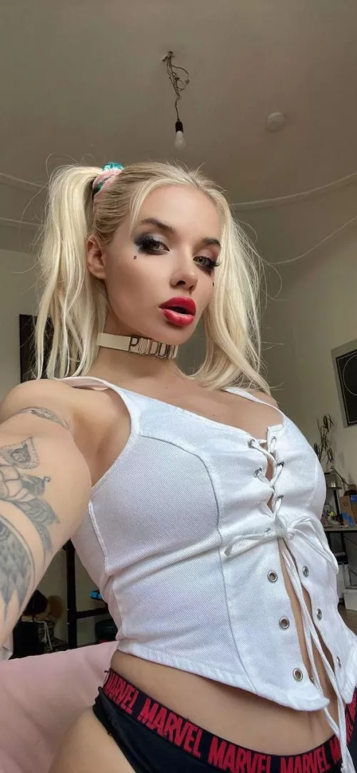 A blonde tatted girl who needs new friends here