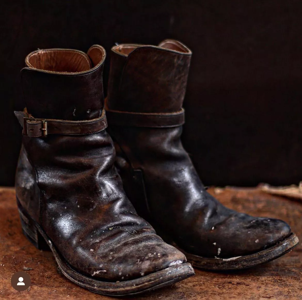 Can anyone tell me any boots like this i can buy?