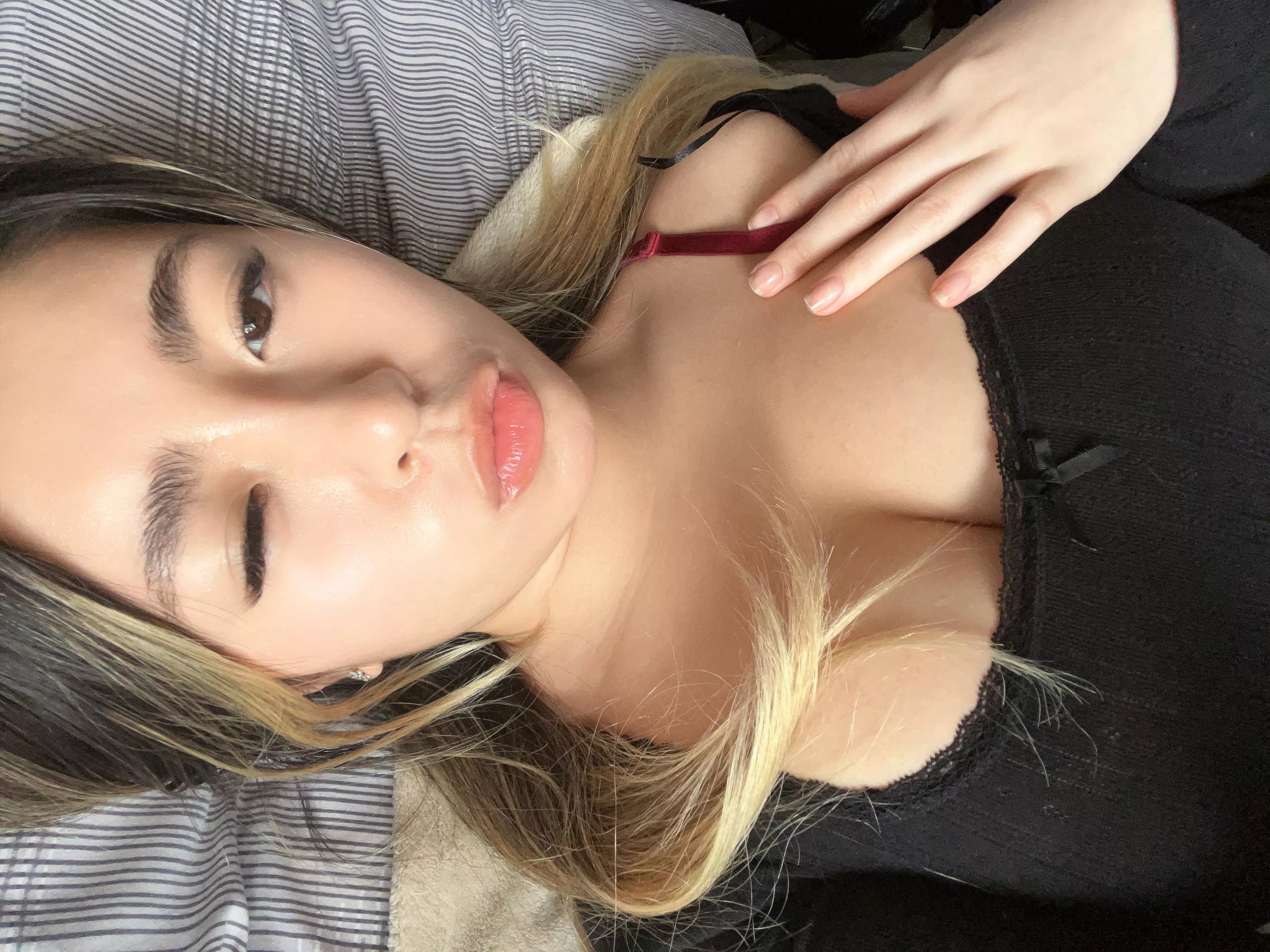 can i be the girl you jerk off to?🥺