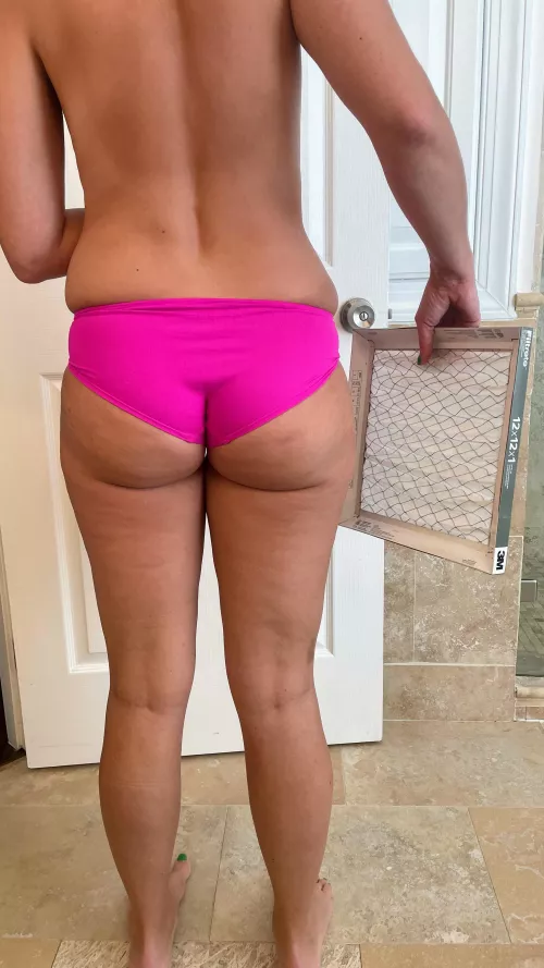 Comfy pink panties but I feel like I did this “filter” theme wrong…🤔