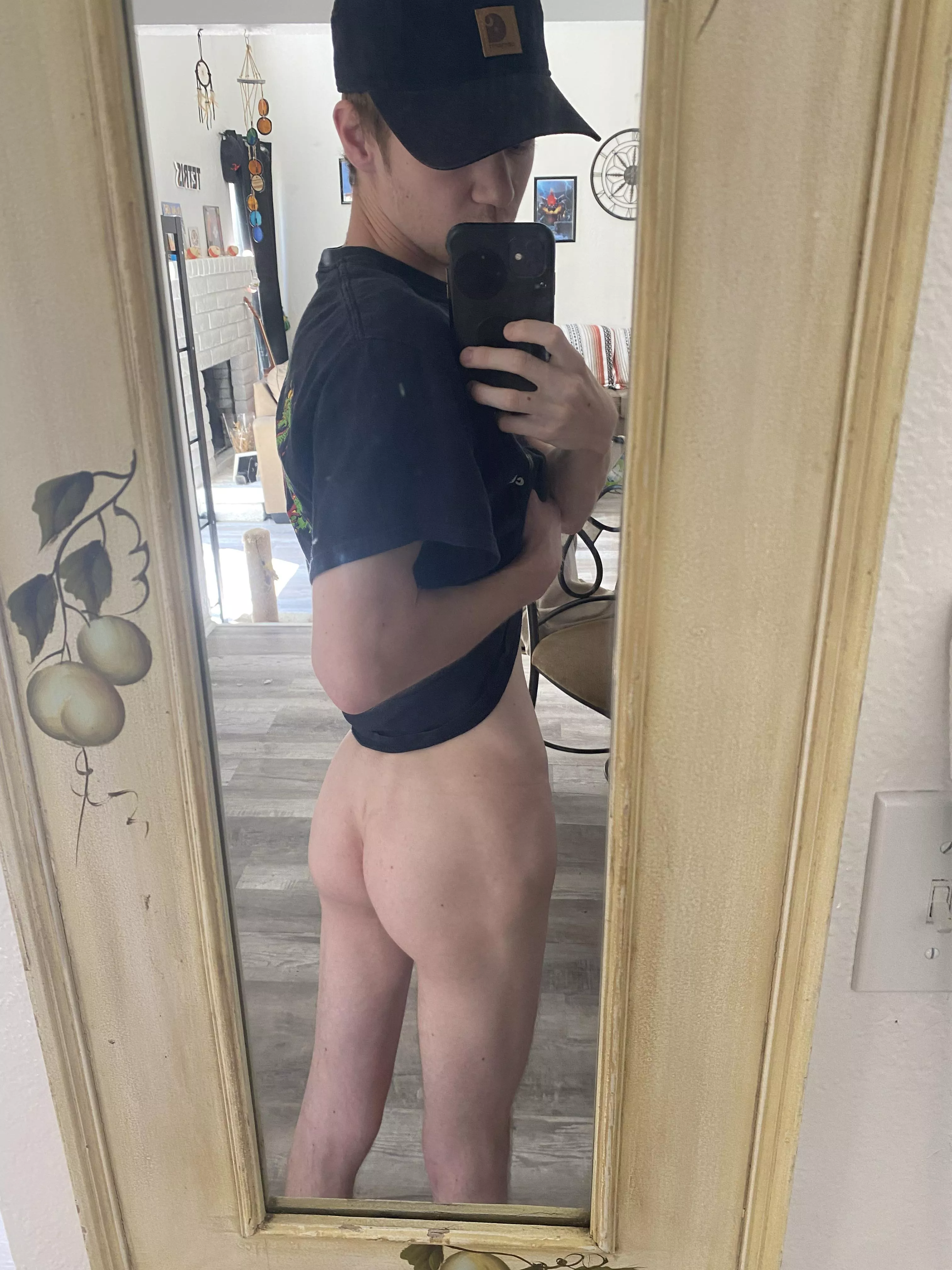 Do I have a cute ass? ♠️❤️‍🔥