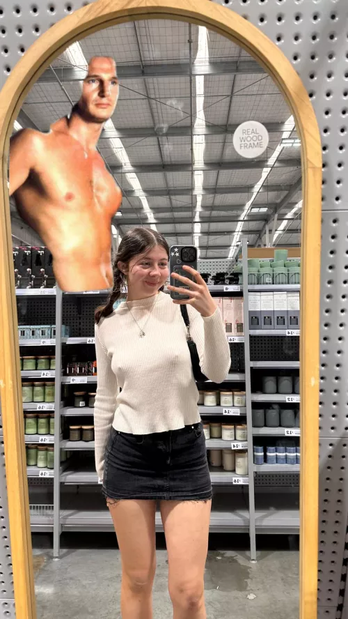 don’t be shy baby you can stare