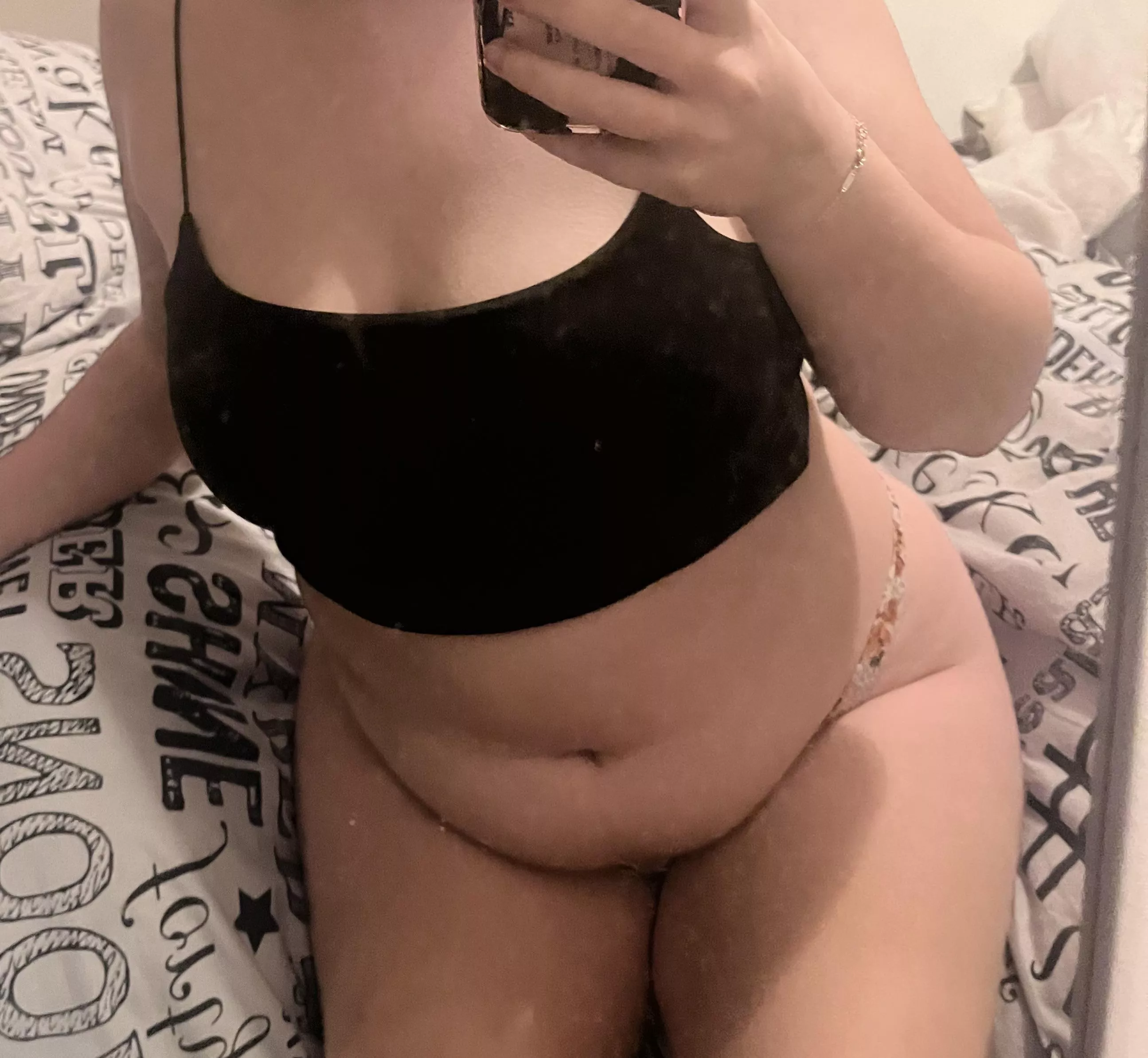 Grown out of so many panties now most have started to rip who wants a pair ? 💕😈