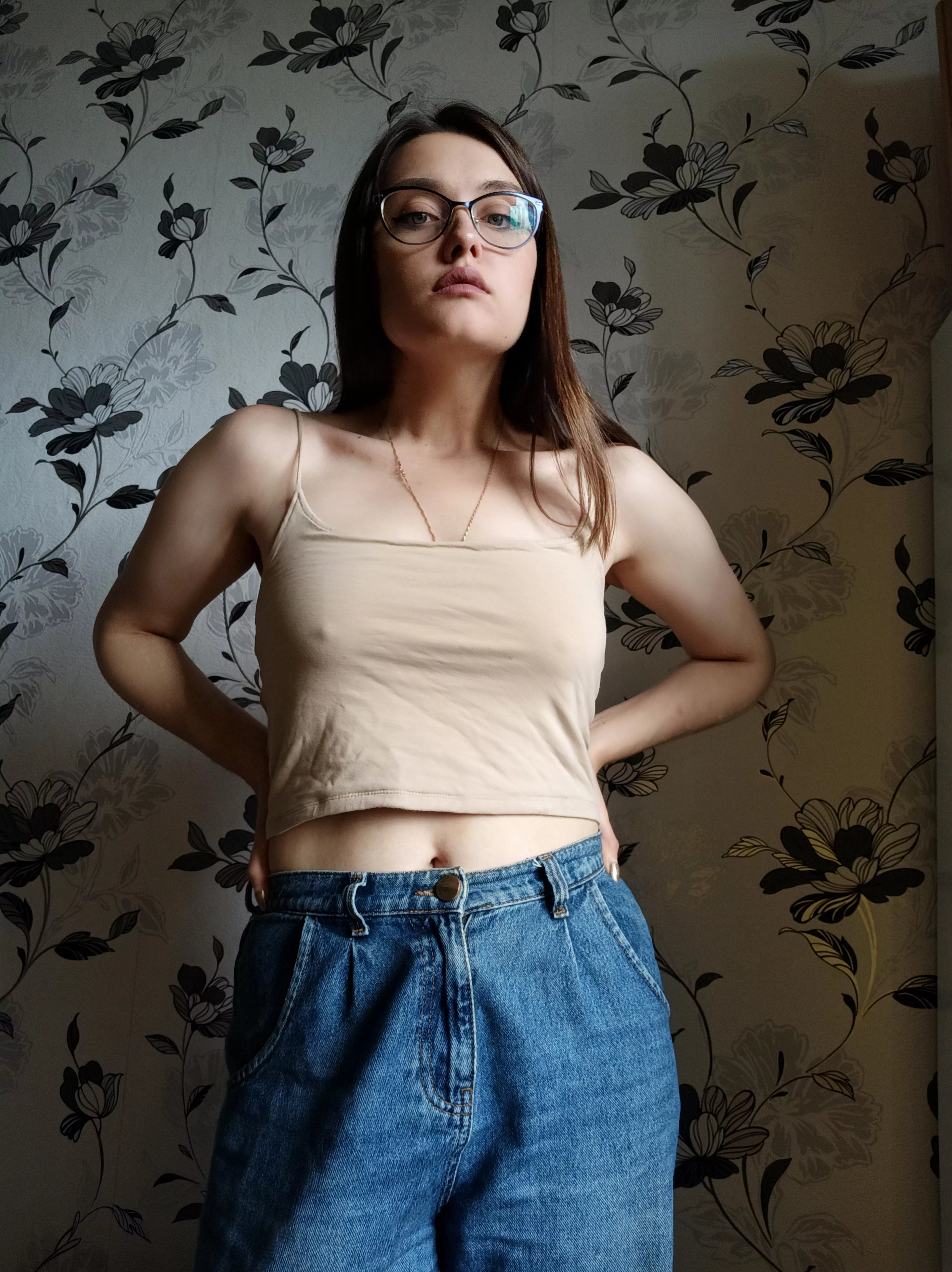 It's a nice crop top for a walk