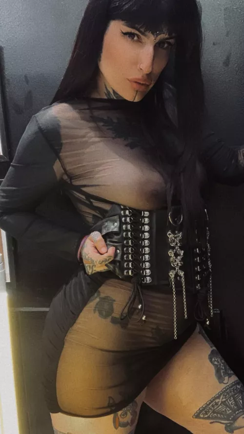 Its time to lick my leather corset