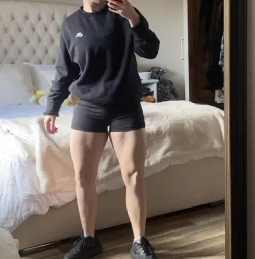 Kick-boxer thighs ☺️