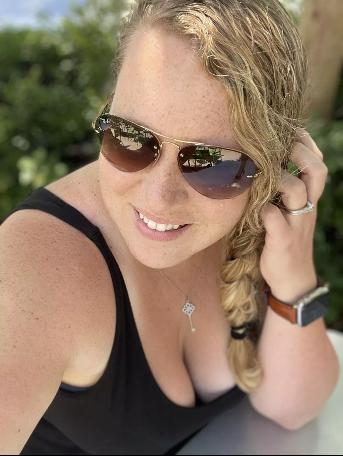 Mommy is out on a date!