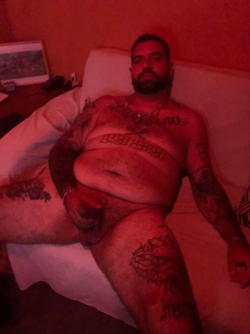 Some bbboys here looking for a master daddy?