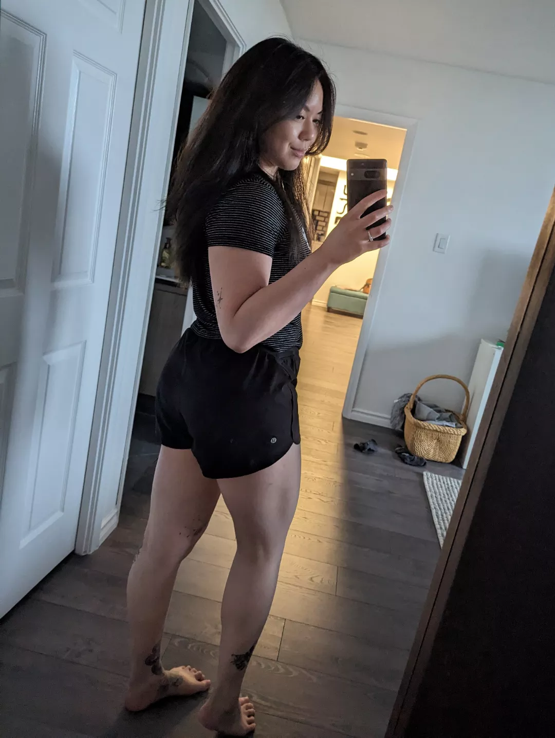 Something so flirty about comfy clothes [f]