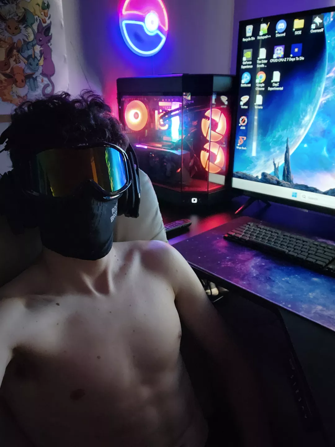 Wanna play some games? Maybe something else...? 😈